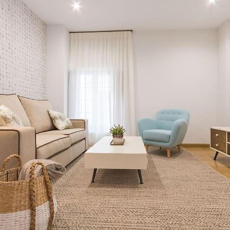 Luis Rey Central Suite By Valcambre Севилья Экстерьер фото